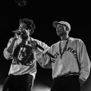 Pharrell & JAY-Z Perform “Frontin” at ‘Something In the Water’ Festival