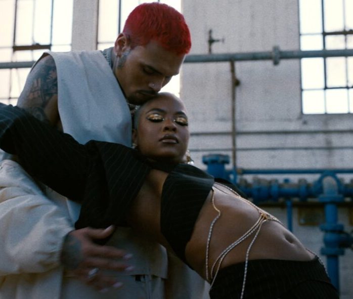 Chris Brown Releases the new Visual for e "Under The Influence"